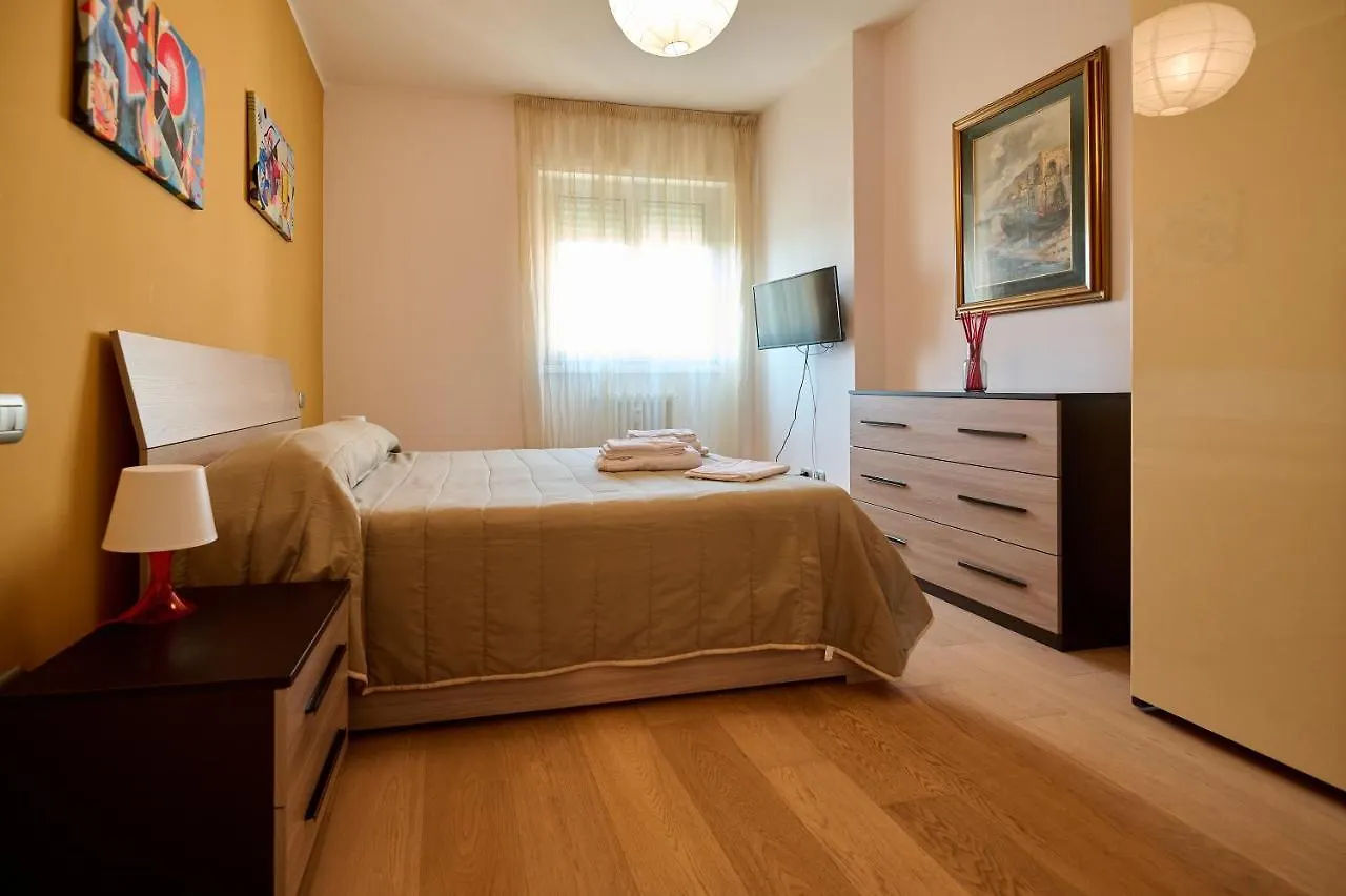 Skyline Apartment 米兰