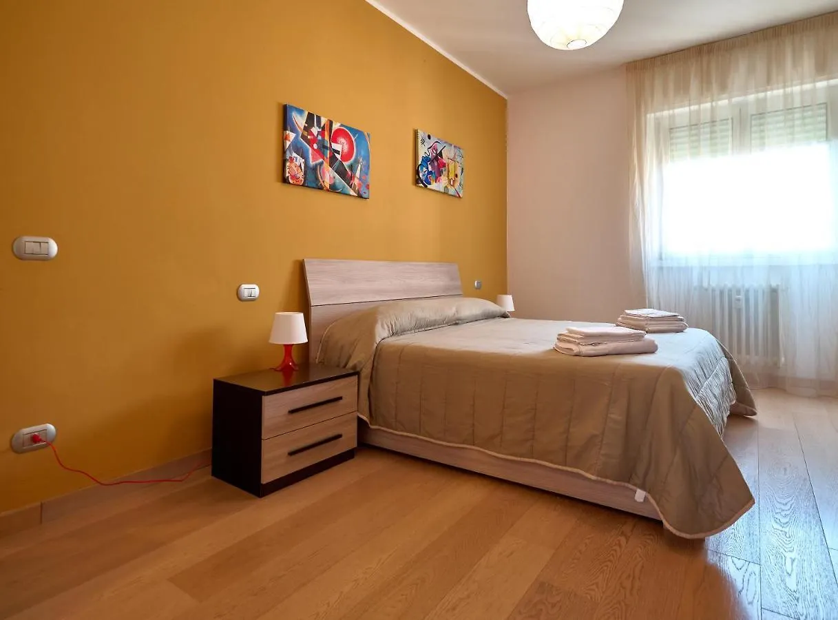 Skyline Apartment 米兰 意大利